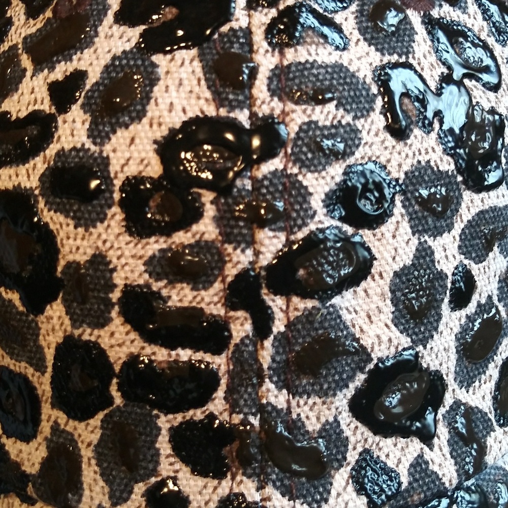 Leopard Custom Designed Snapback - Picture 2 of 3